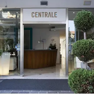 hotel-centrale-lido-di-jesolo.hotelinveneto.com/