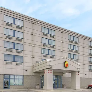 Super 8 By Wyndham Hotel