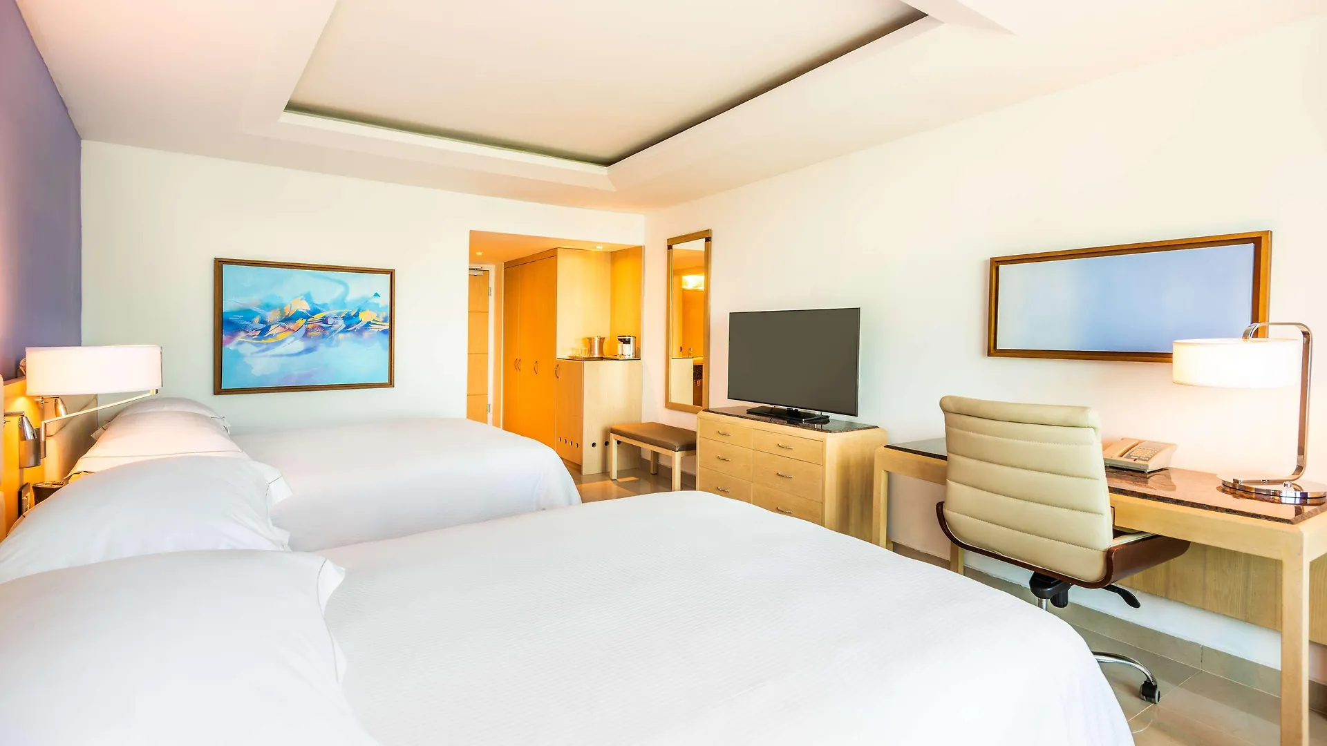 Hilton Cartagena Otel