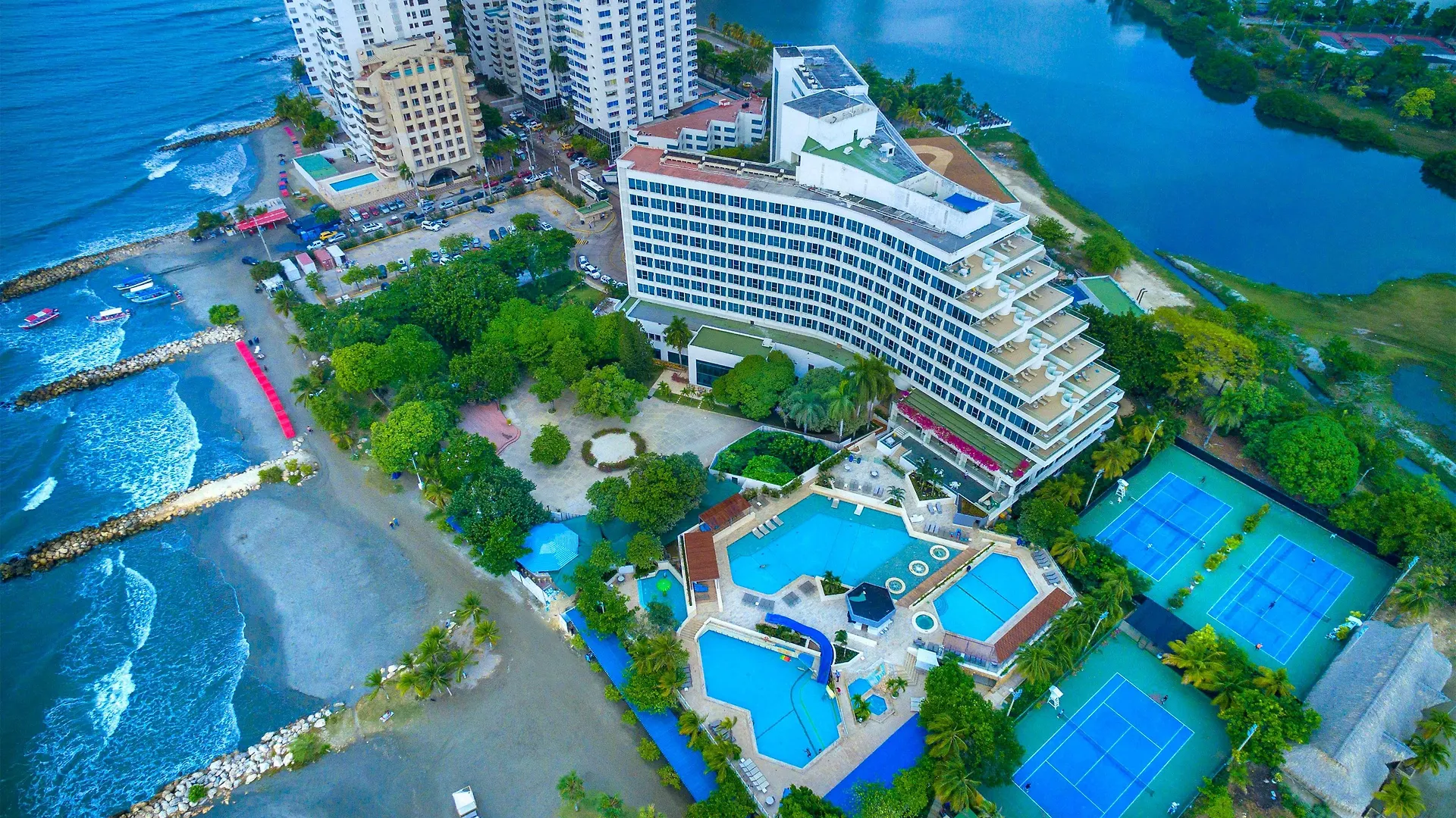 Hilton Cartagena Otel