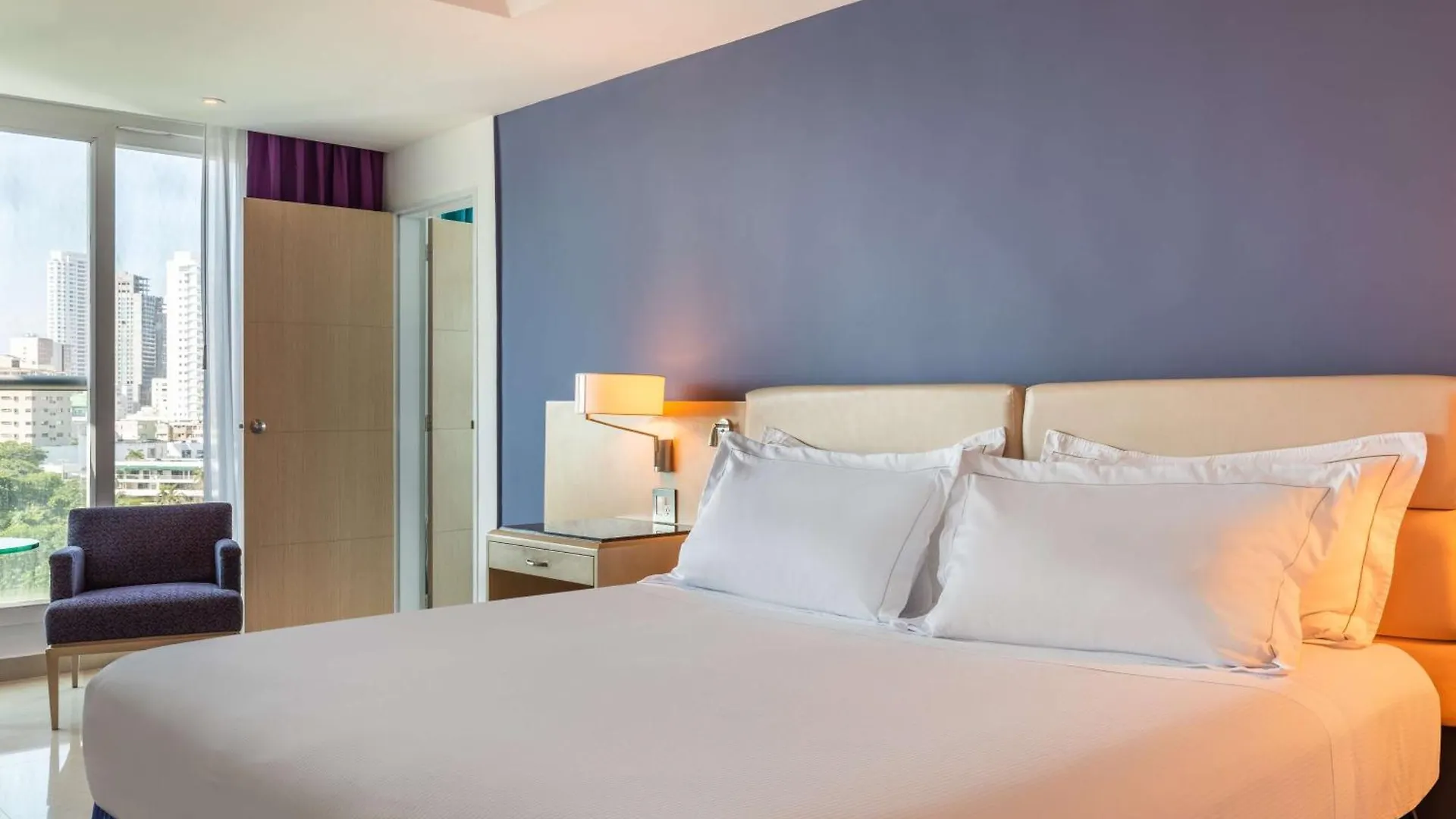 Hilton Cartagena Otel
