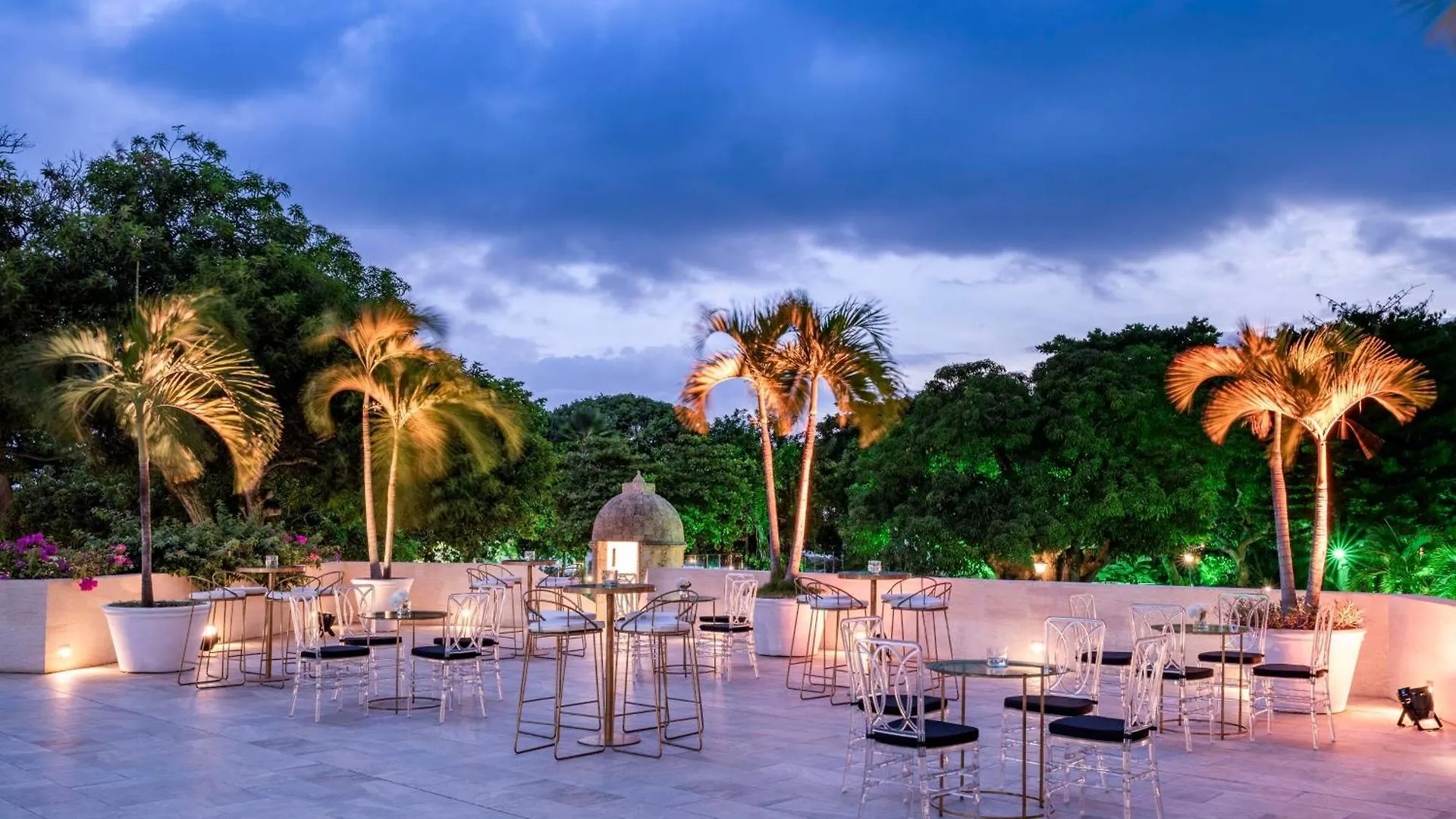 Hilton Cartagena Otel Resort