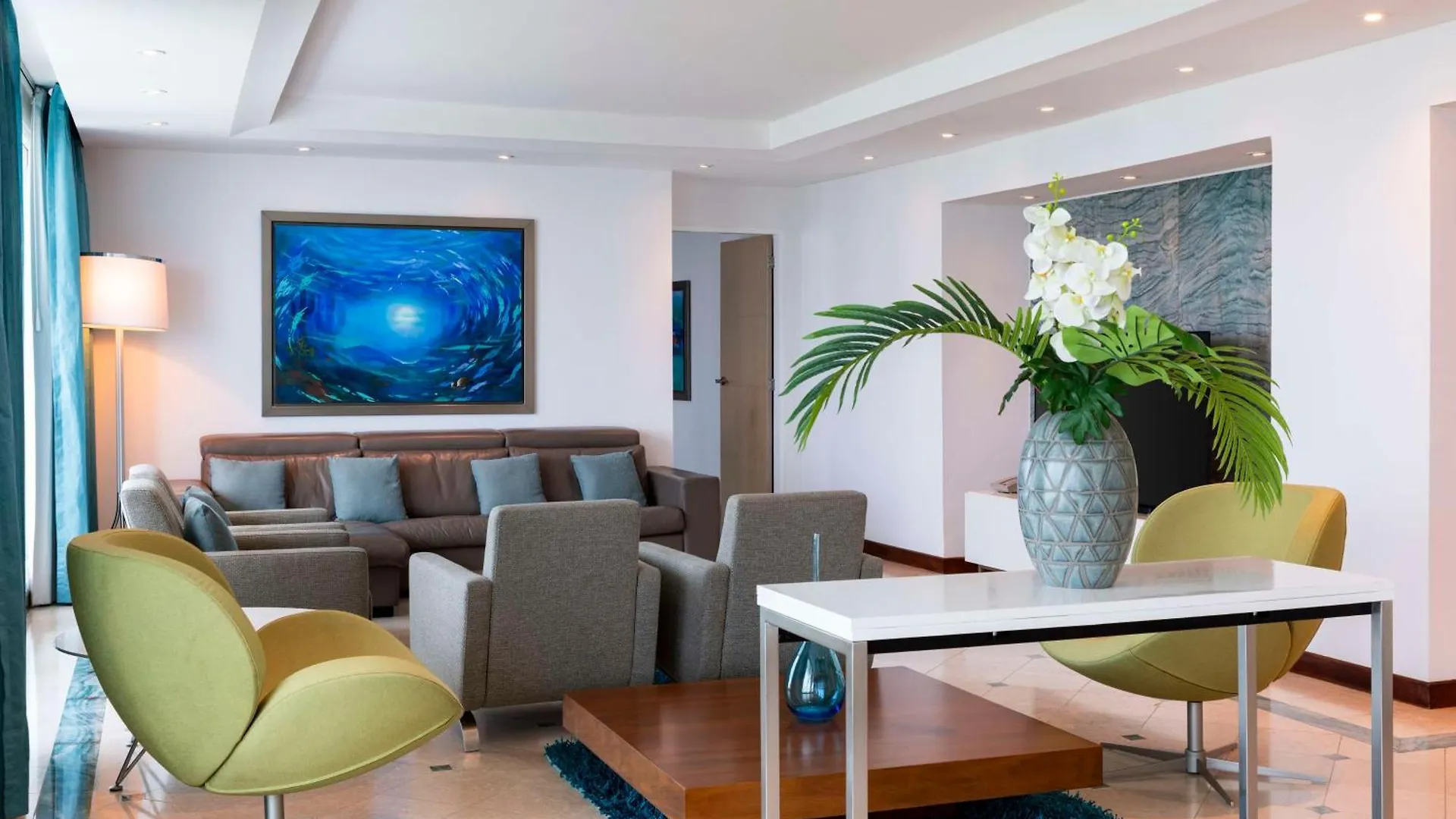 Hilton Cartagena Otel 4*,