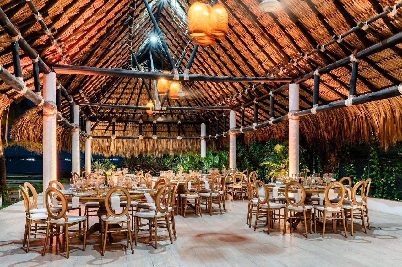 Hilton Cartagena Otel