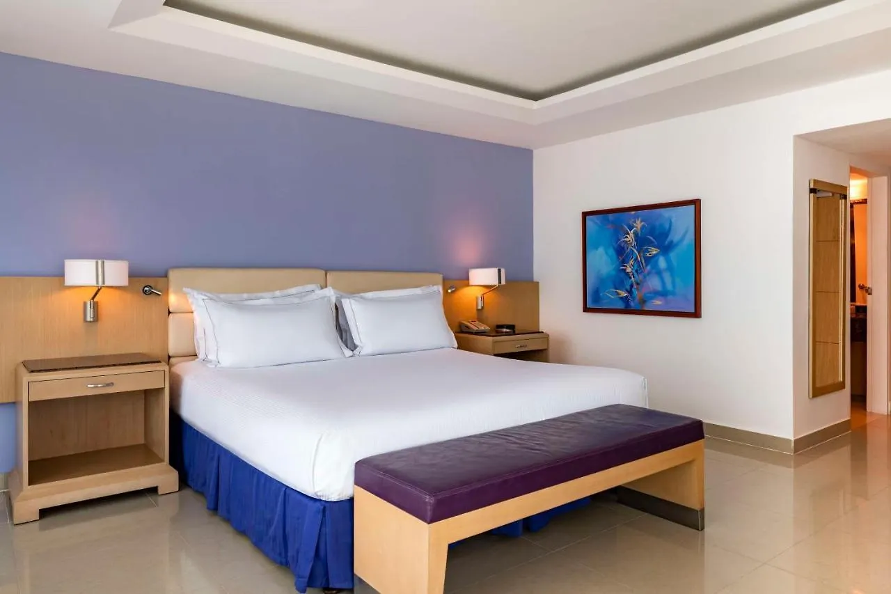 Hilton Cartagena Otel 4*,